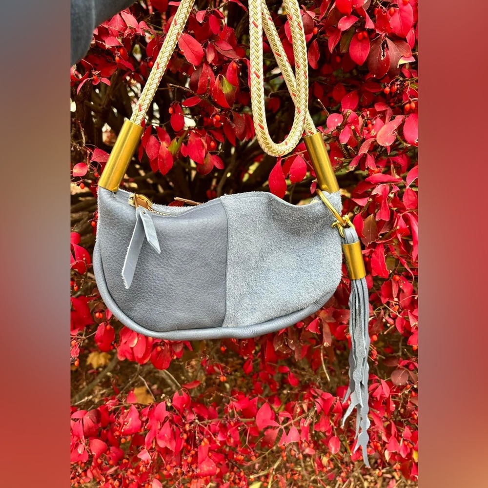 Wildwood Oyster Co Zip Crossbody in Ocean Leather
